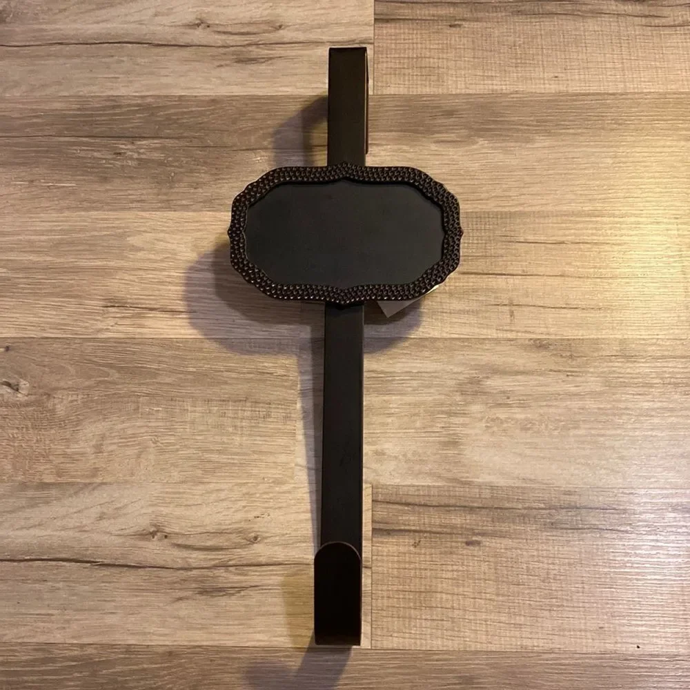 Metal Wreath Hanger
